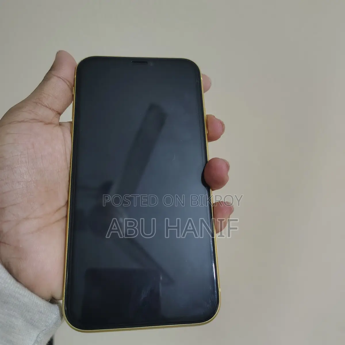 Apple iPhone 11 (Used)