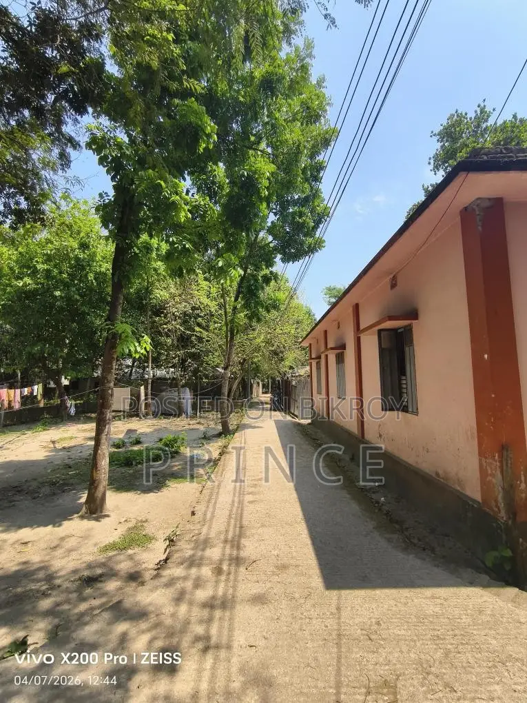 জমি বিক্রয় মালিক নিজেই