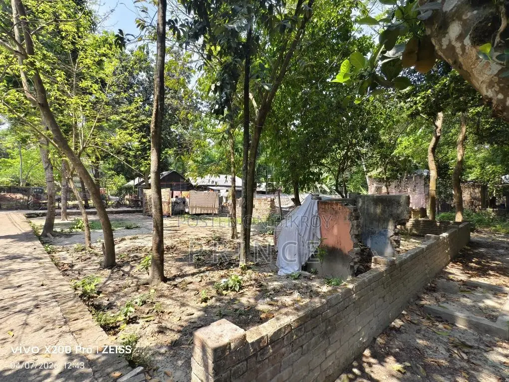 জমি বিক্রয় মালিক নিজেই