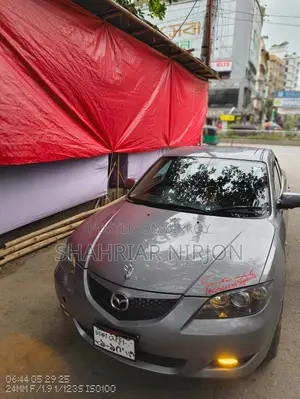 Mazda Axela 2005