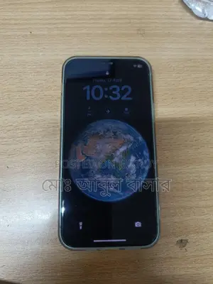 Apple iPhone 12 (Used)