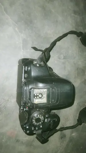 Canon 700d Dslr Camera