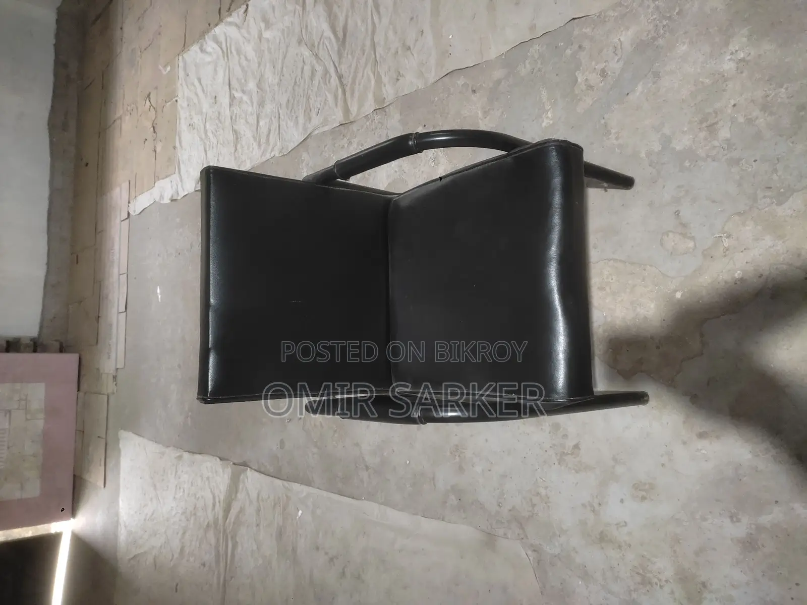 হাতাওয়ালা অফিস চেয়ার