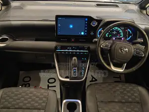 Toyota Voxy S-Z PREMIUM 2023