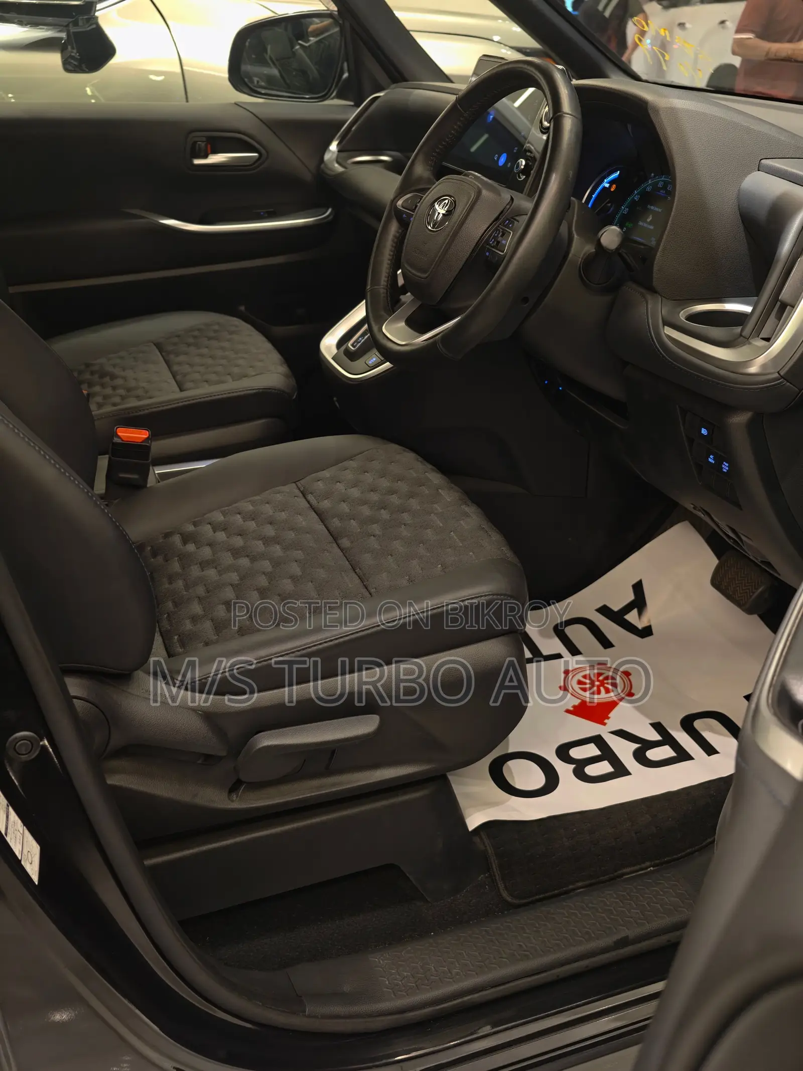 Toyota Voxy S-Z PREMIUM 2023