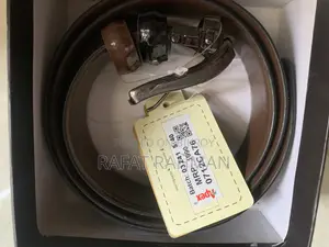 এই জুতা এবং বেল্ট বিক্রি হবে