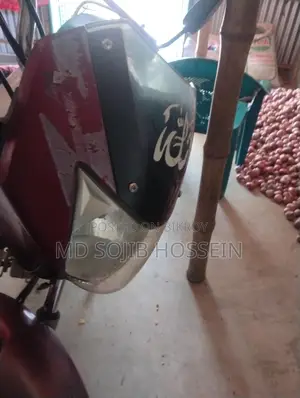 Bajaj CT 100 . 2018