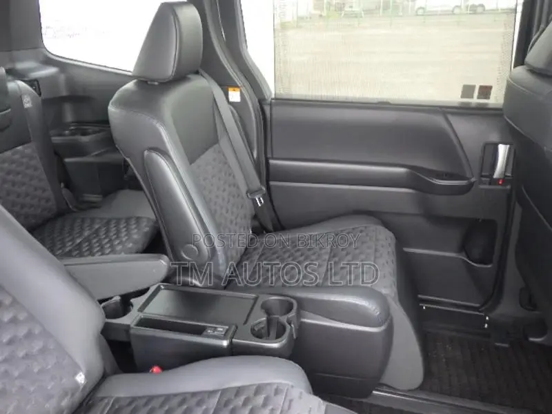 Toyota Voxy S-Z PKG 4.0 BLACK 2022