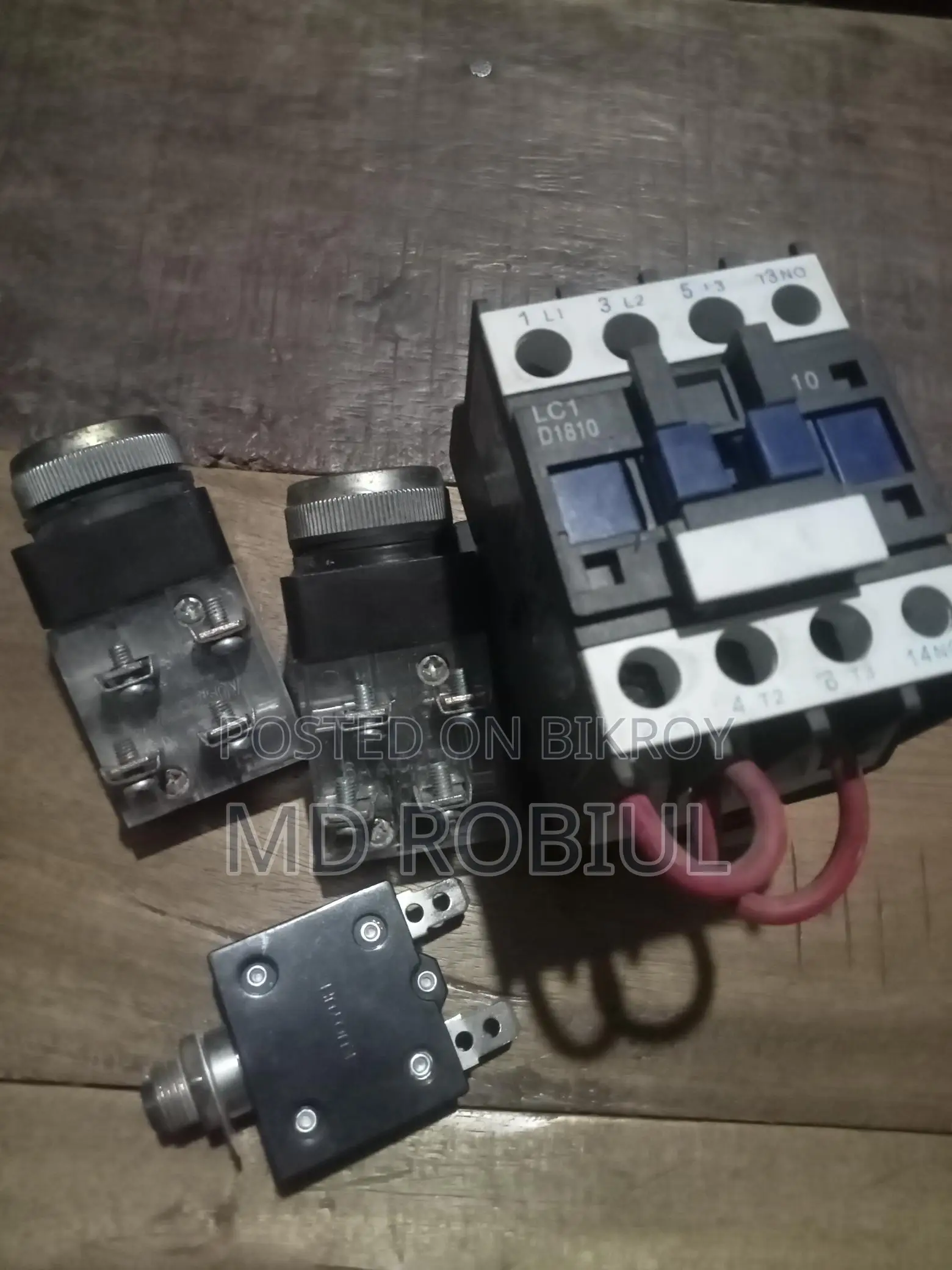 ম্যাগনেটিক কন্টাক্ট পুস সুইজ২ পিস ওভারলোড এক