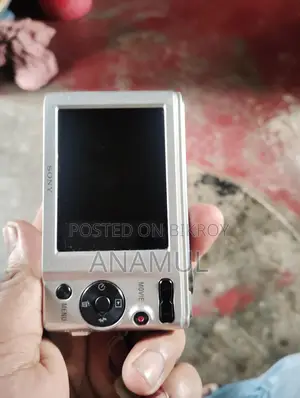 Model DSC-S730 (Cyber-Shot)