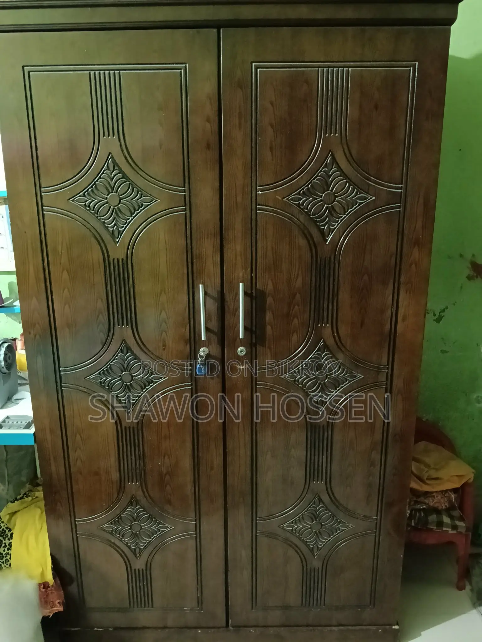 Almari Sell Hobe,, Board Ar