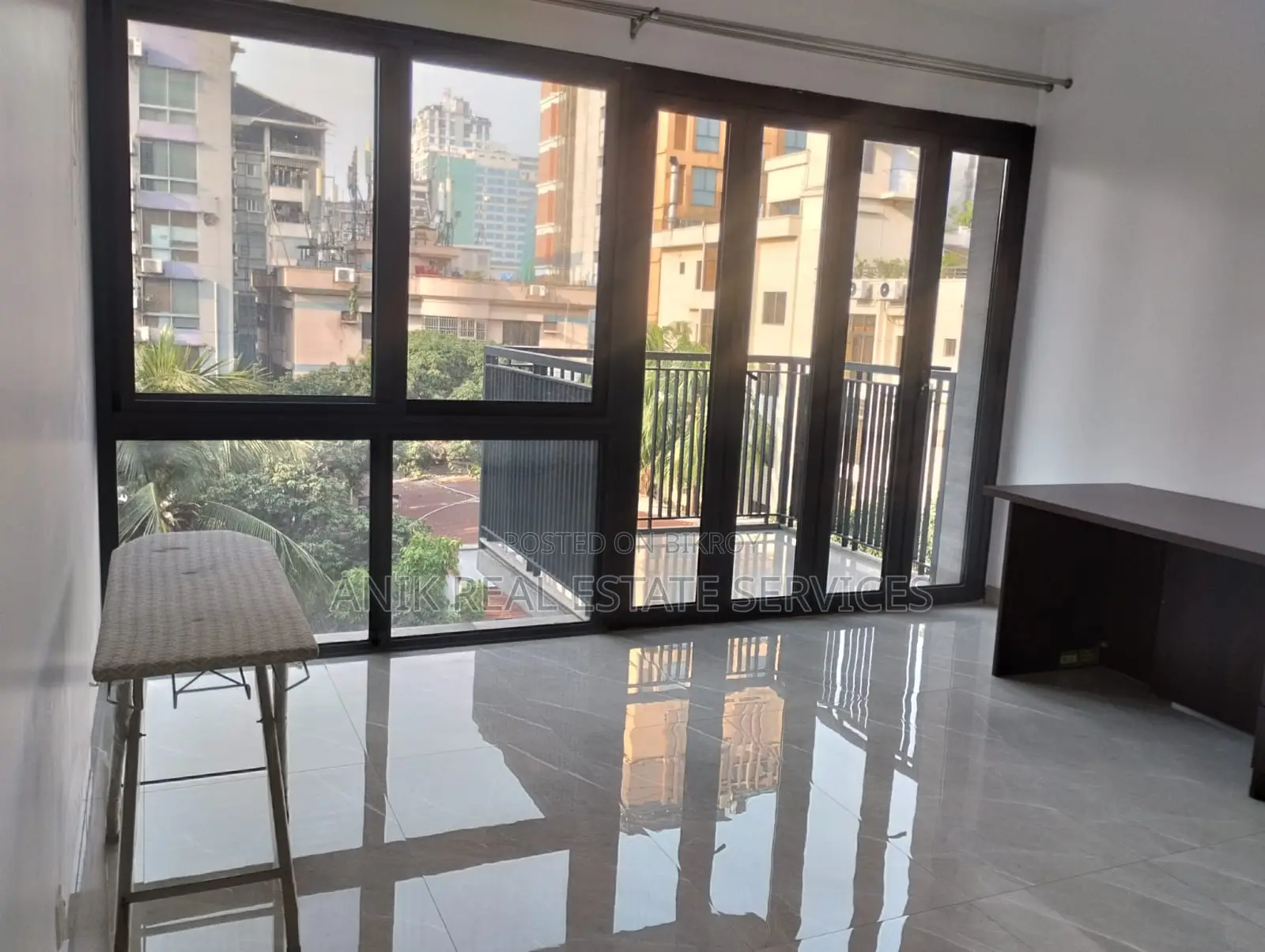 Modern 4 Bedroom Semi Farnised Flat Rent At Banani