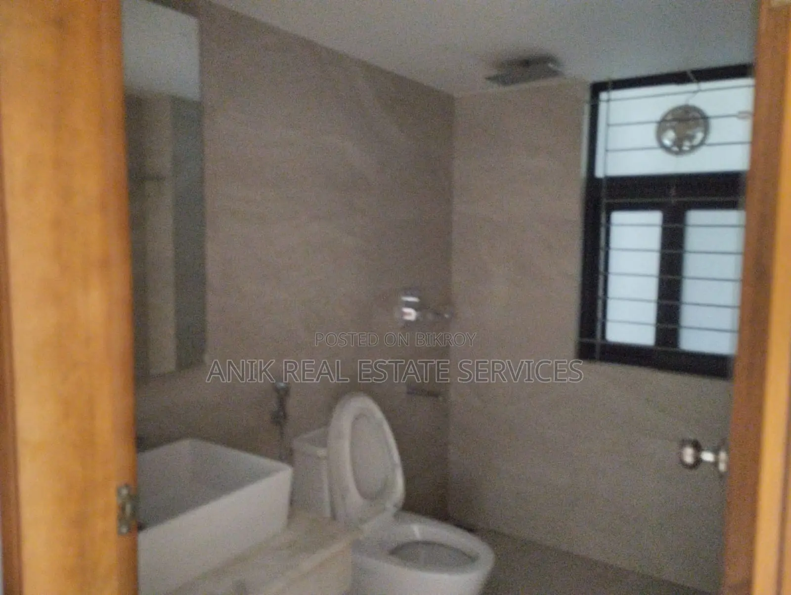 Modern 4 Bedroom Semi Farnised Flat Rent At Banani