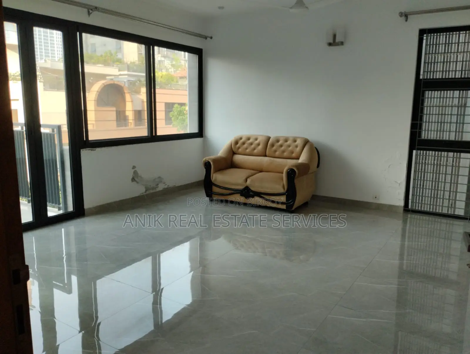 Modern 4 Bedroom Semi Farnised Flat Rent At Banani