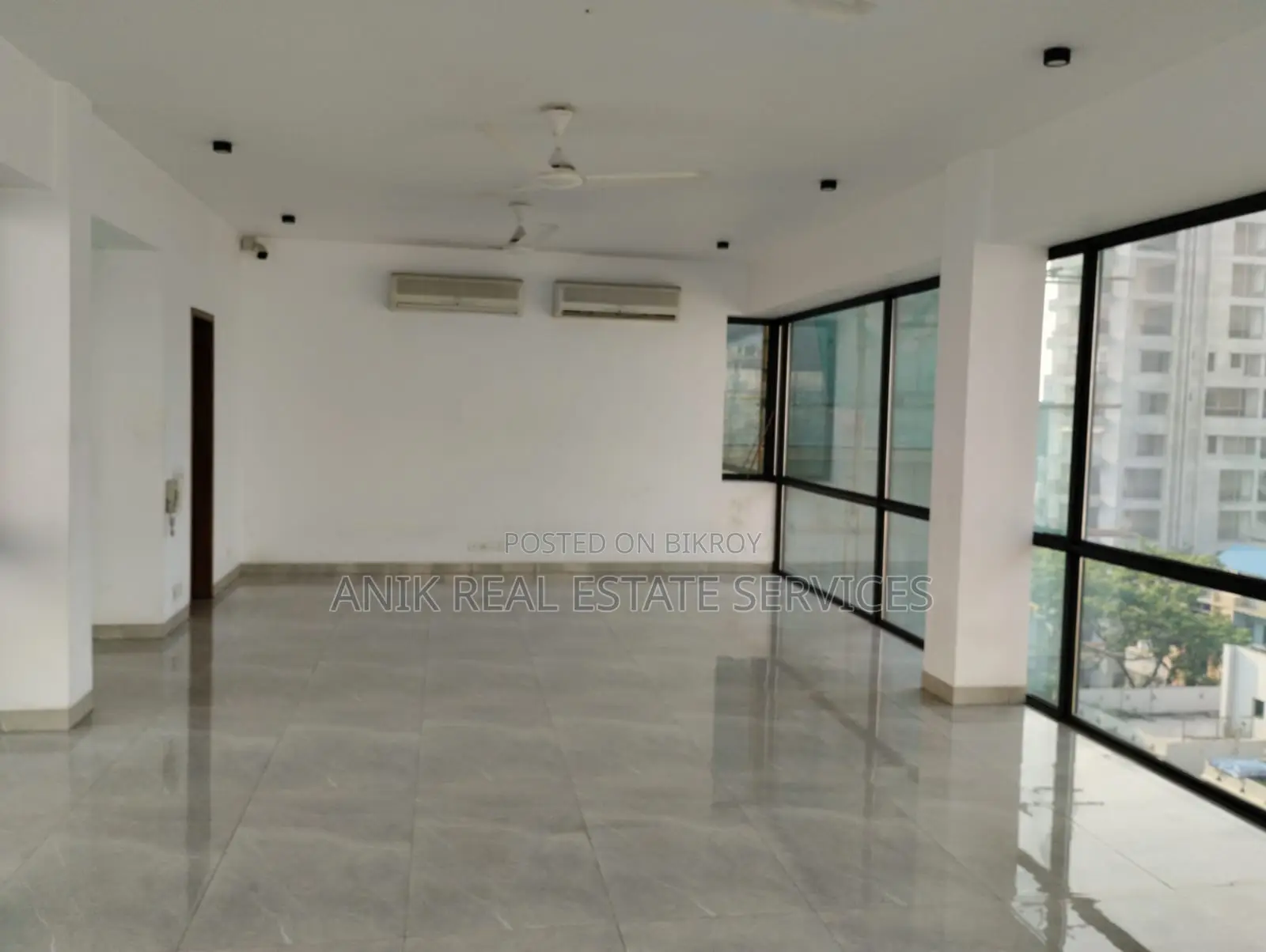 Modern 4 Bedroom Semi Farnised Flat Rent At Banani