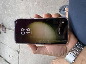 Samsung Galaxy S23 (Used)