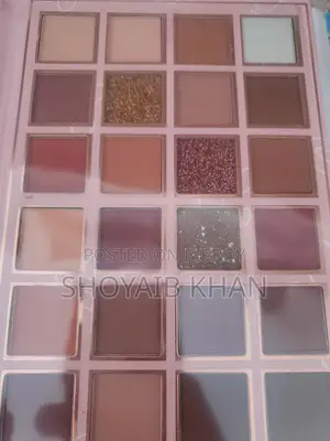 নতুন মেকাপ। গিফটের। অল্প দামে বিক্রি করবো