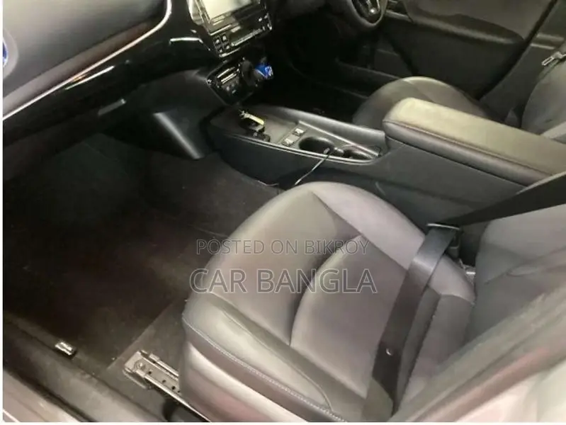 Toyota Prius S TOURING SELECTION 2020