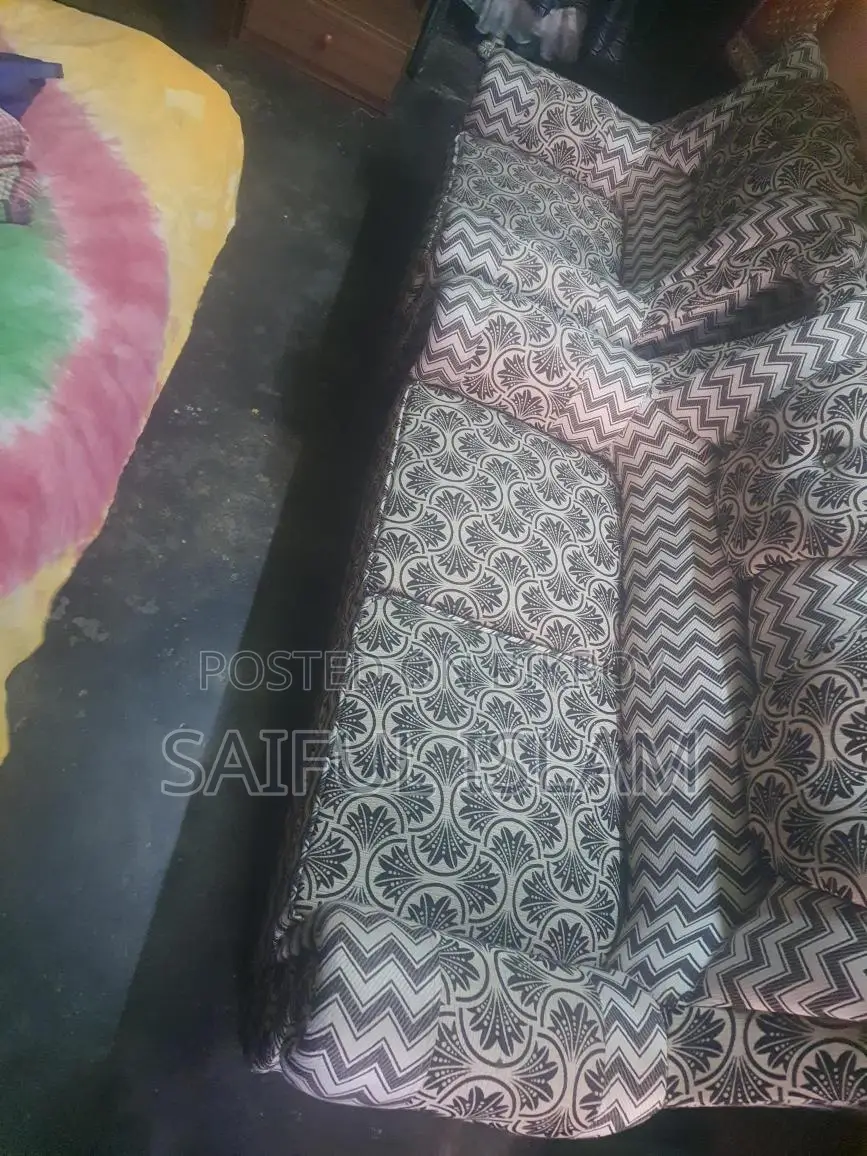 Customized Sofa for Sale