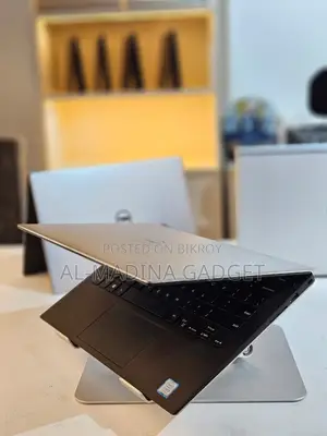DELL XPS 13-9360🔰Core i5 8th Gen 8GB RAM 256GB✅13.3" FHD Touchscreen