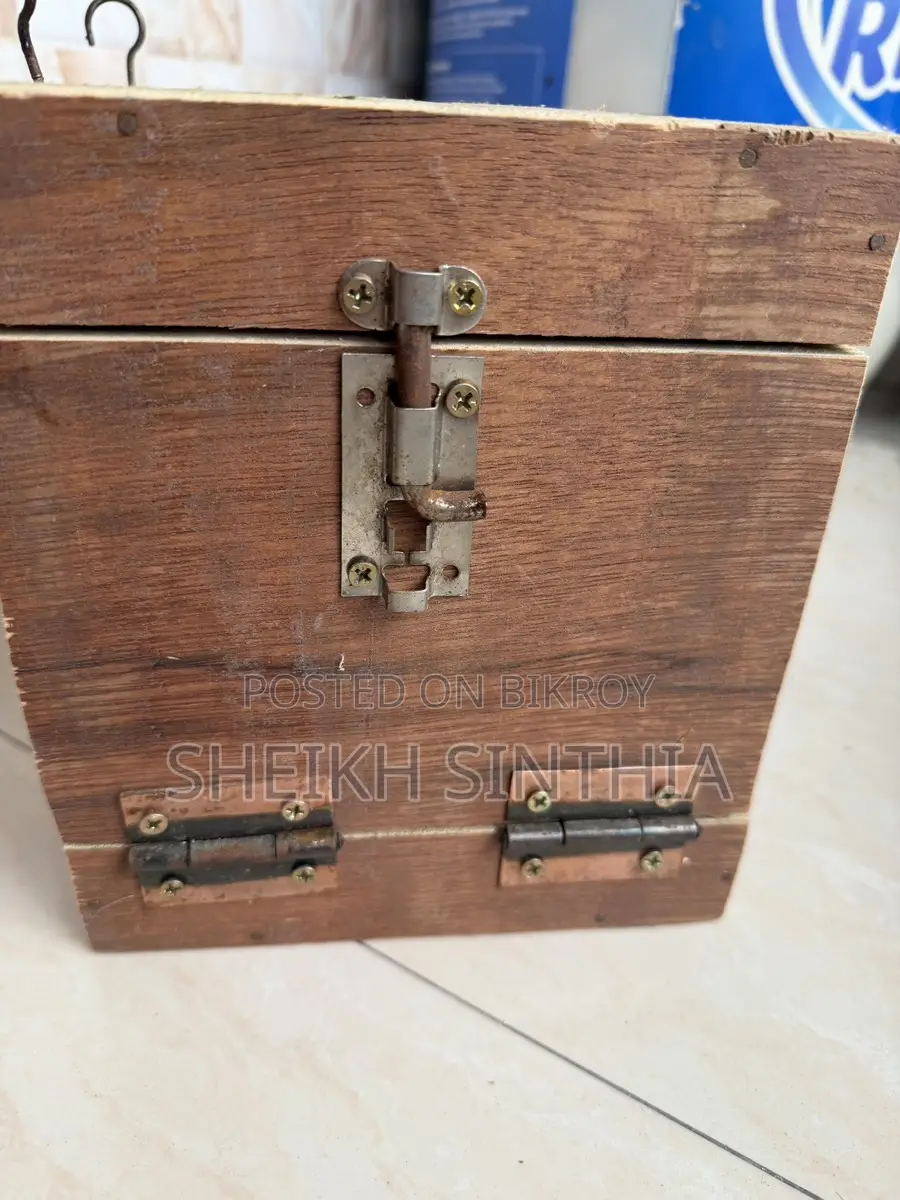 লাভ বার্ড ব্রিডিং বক্স