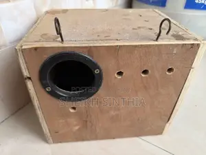 লাভ বার্ড ব্রিডিং বক্স