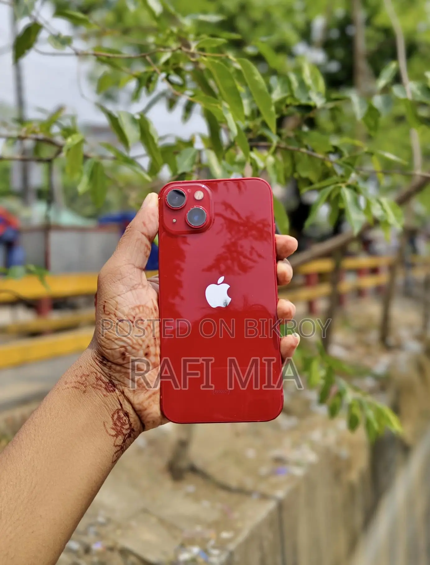Apple iPhone 13 (Used)