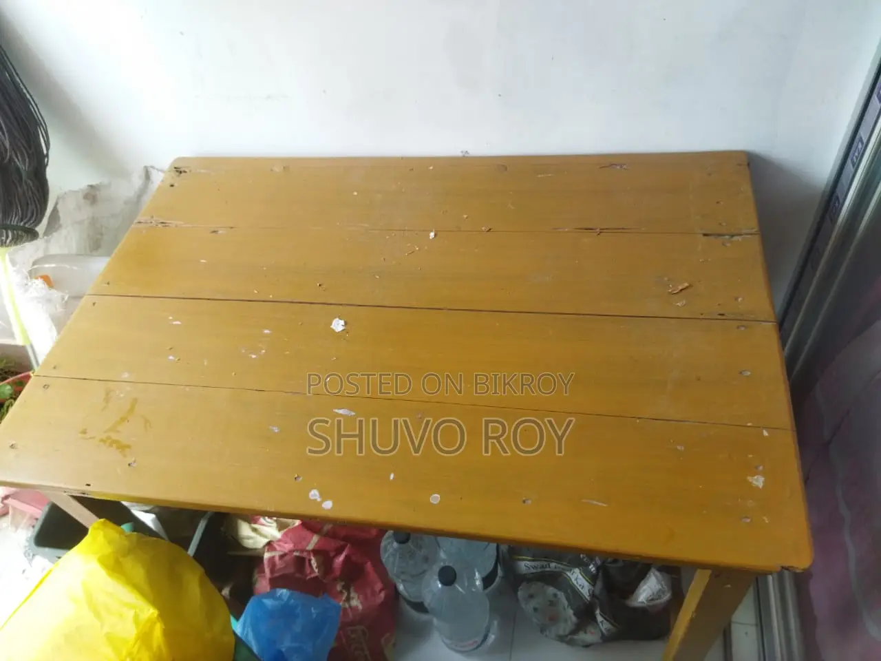 টেবিল