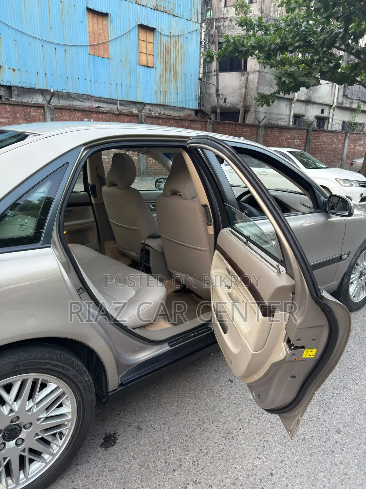 Volvo S80 2002