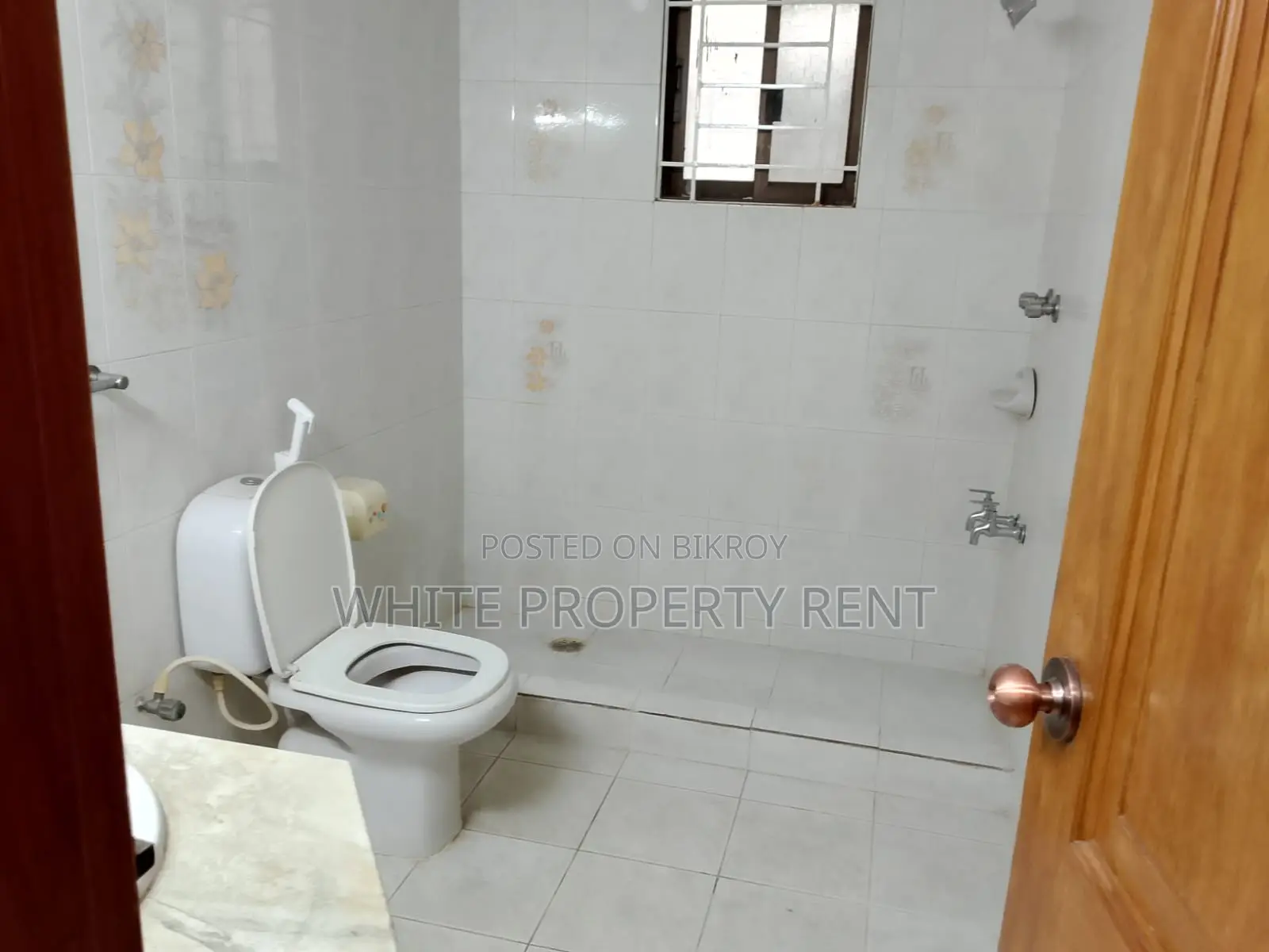 Apartment Rent at Gulshan Road 122