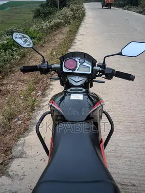 Hero CBZ Xtrem . 2023