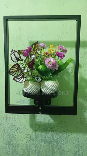 Elegant Wall Decor Shelf