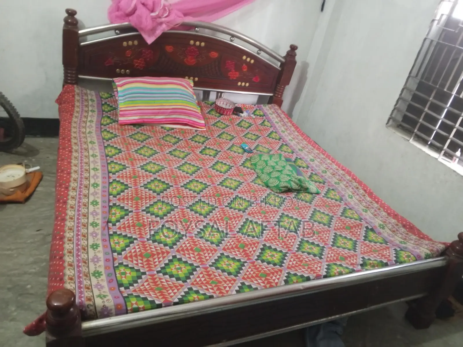এই খাটটি দ্রুত বিক্রি করা হবে