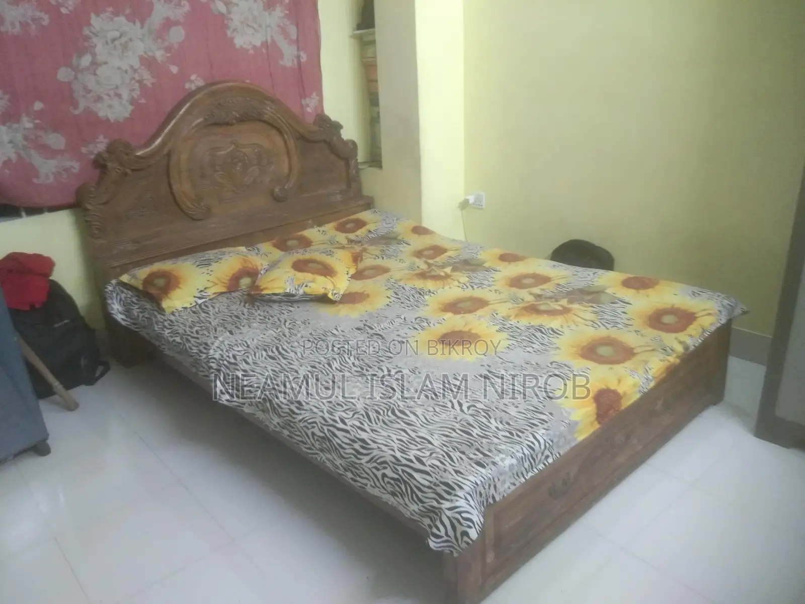 পুরাতন একটি খাট বিক্রি করা হবে
