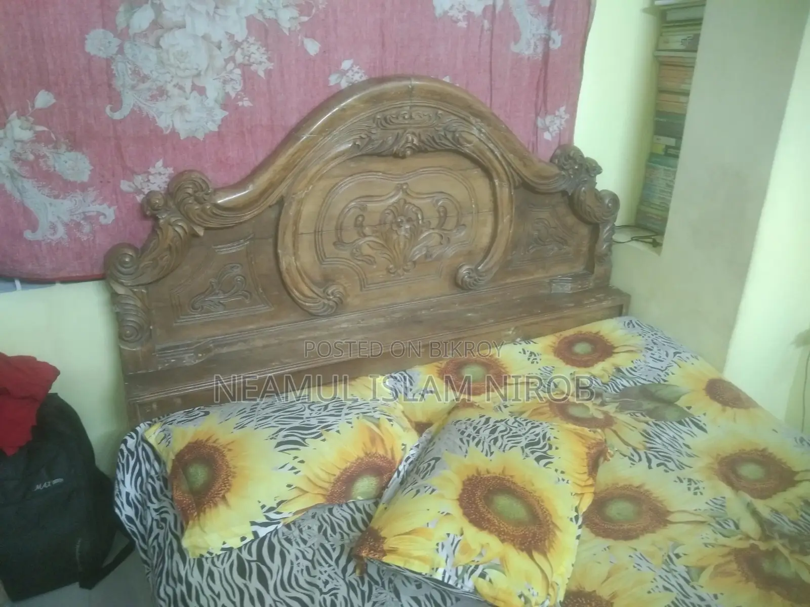 পুরাতন একটি খাট বিক্রি করা হবে