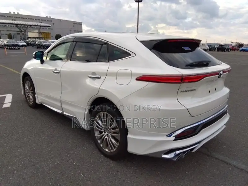 Toyota Harrier 2022 Pearl