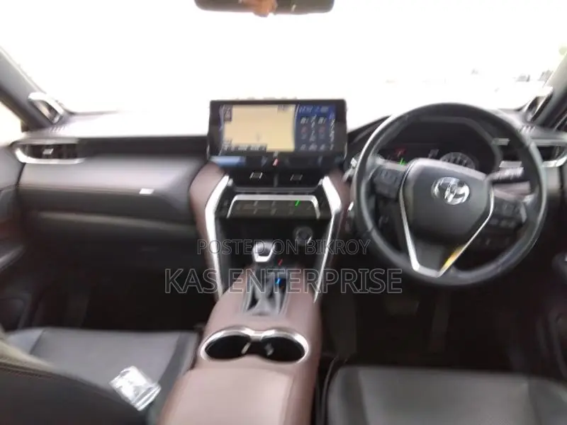 Toyota Harrier 2022 Pearl