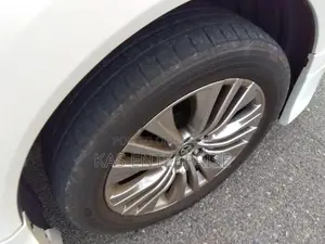 Toyota Harrier 2022 Pearl