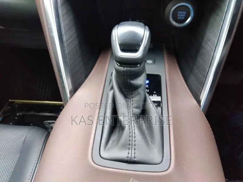 Toyota Harrier 2022 Pearl