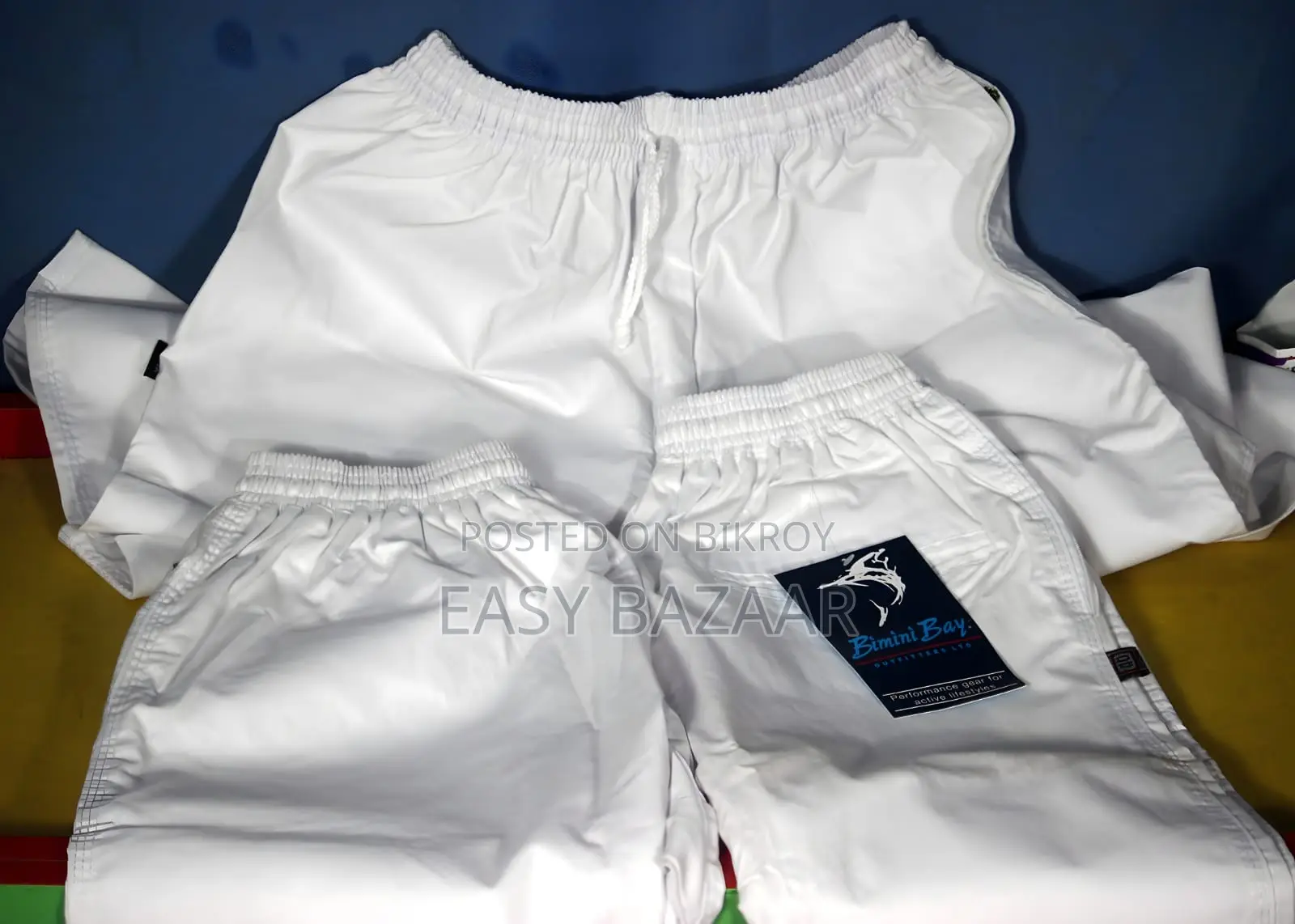 White stretch and cotton check trousers