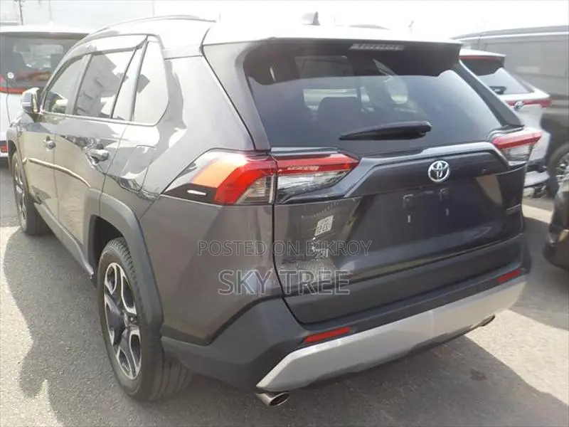 Toyota RAV4 Adv pack. 2021
