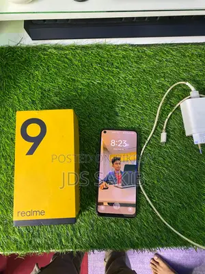 Realme 9 (Used)