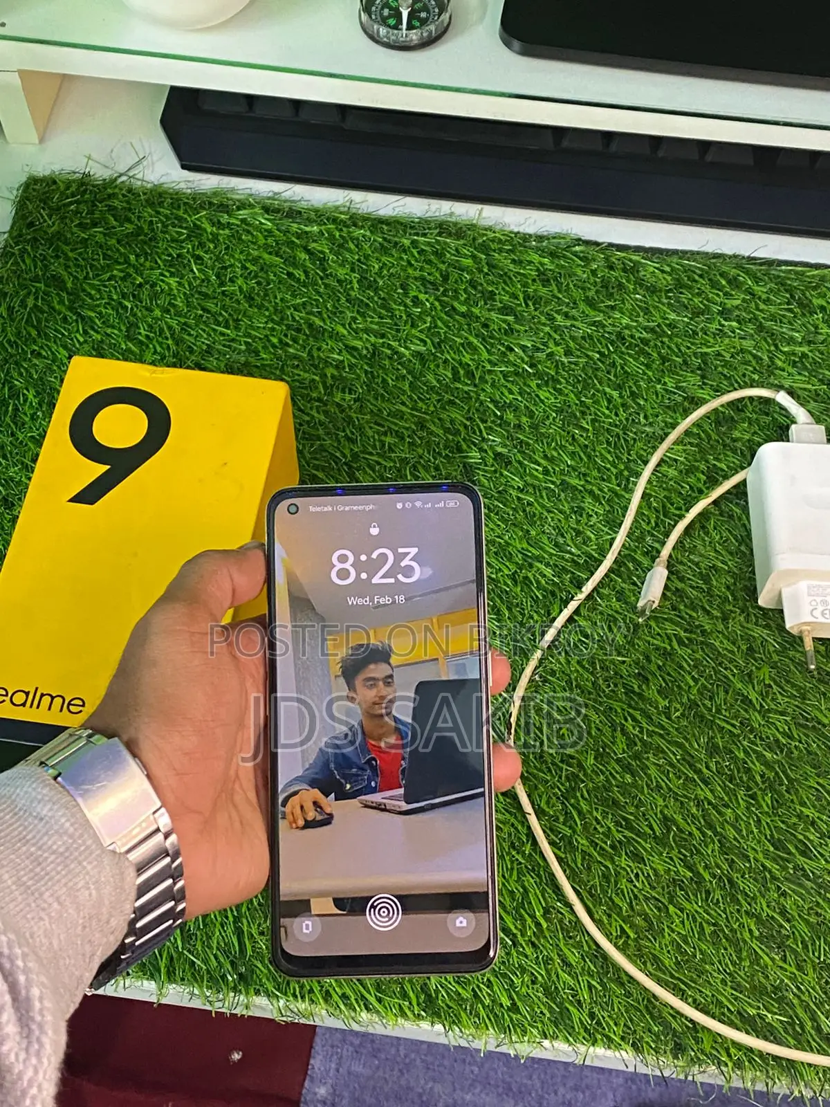 Realme 9 (Used)