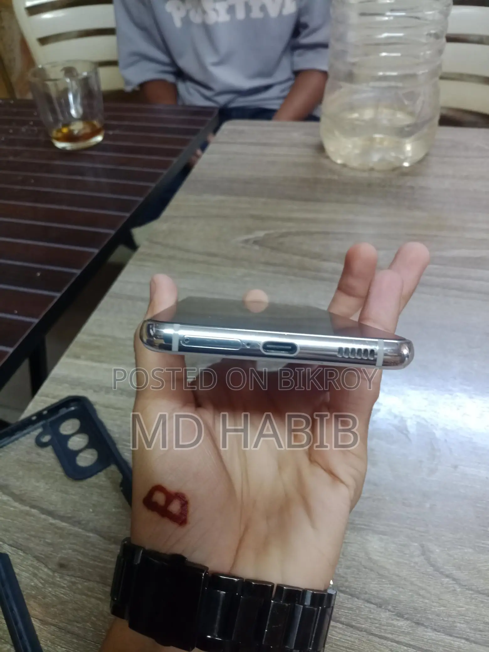 Samsung Galaxy S21 8/256 (Used)