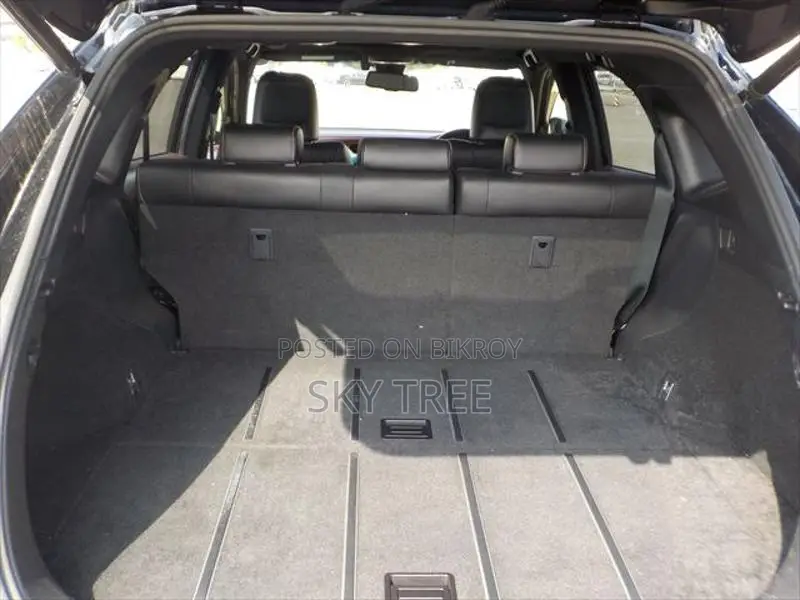 Toyota Harrier Premium-Pack 2020