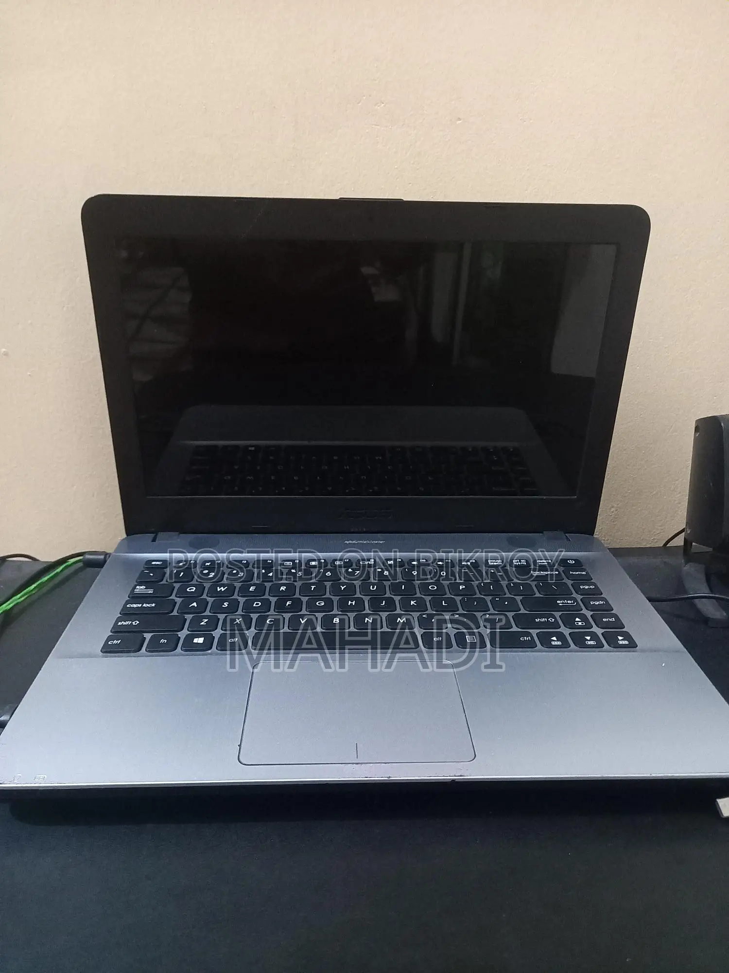 ASUS SonicMaster X441s