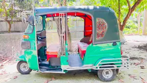 Bajaj RE 2025 Green