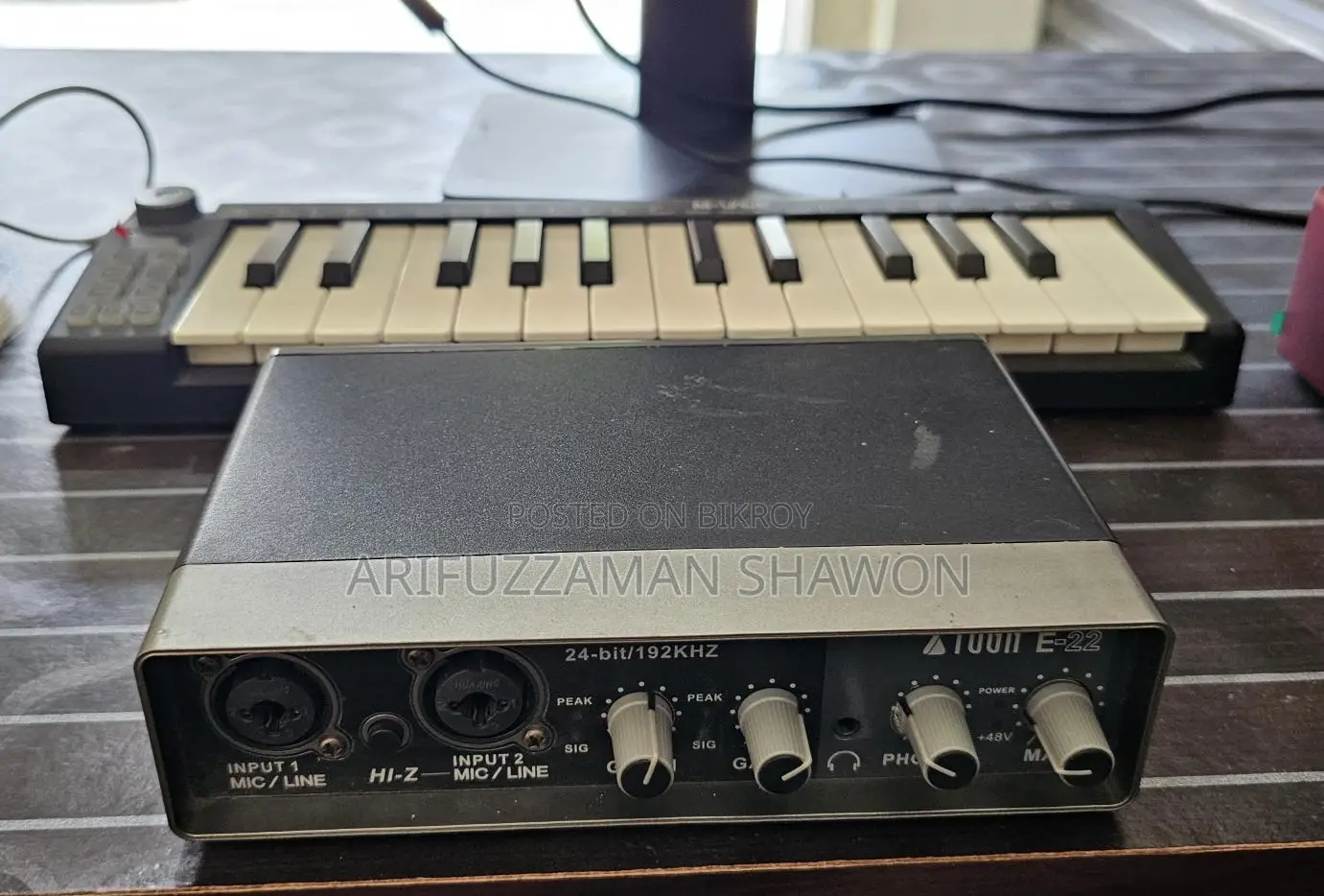 Tuga e22 Sound Card 24 Key Midi Keyboard