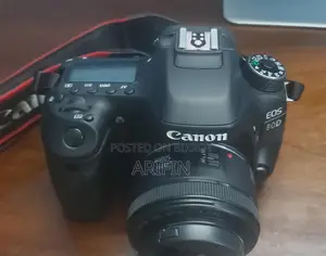 Canon 80D মূলত নতুন (মাত্র ১৬১টি ছবি তোলা হয়েছে)