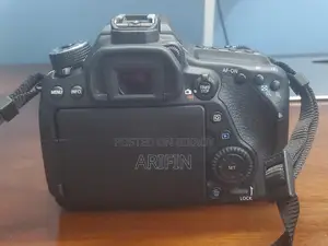 Canon 80D basically NEW (only 161 pics taken)